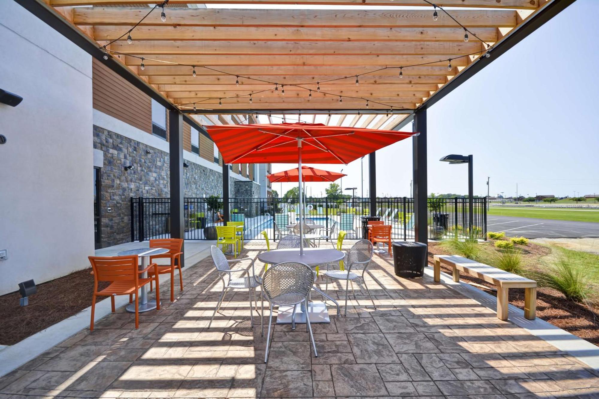 Home2 Suites By Hilton Decatur Ingalls Harbor Exterior photo